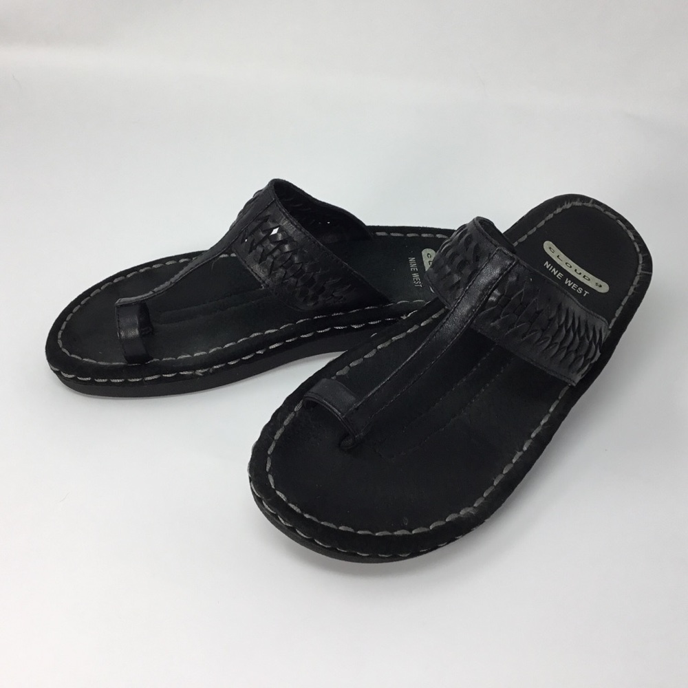 LIKE NEW, Nine West Black Leather Sandals